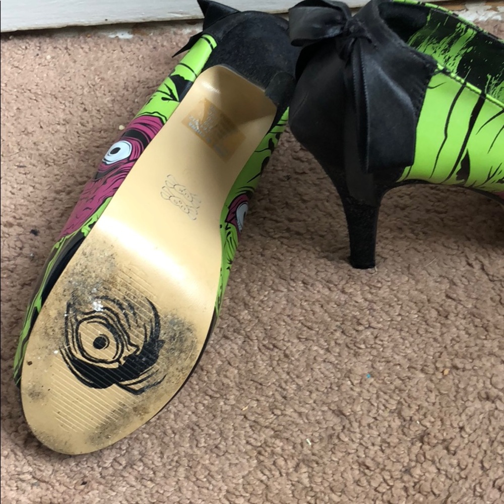 Iron Fist Zombie Stomper Heels - Picture 6 of 8
